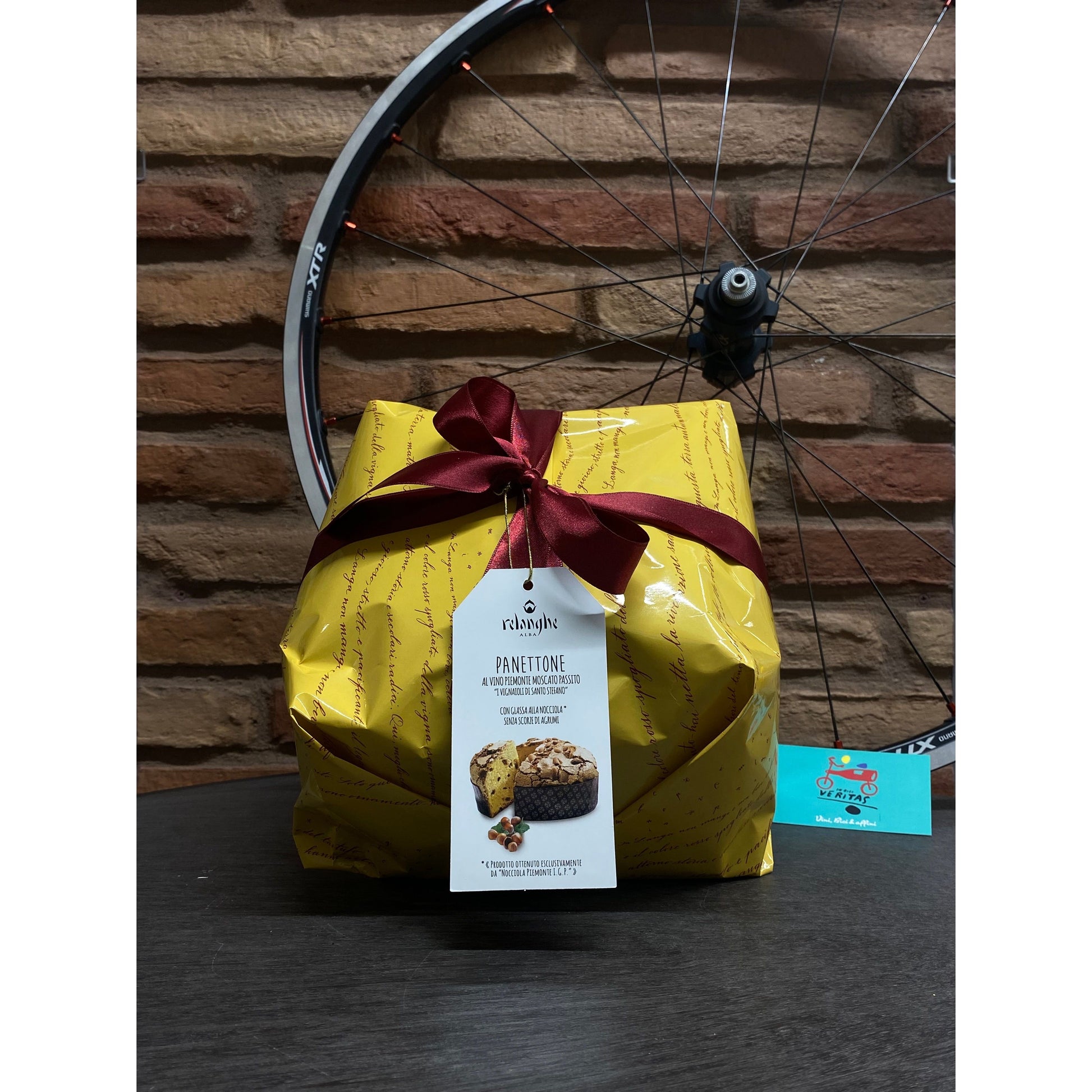 Relanghe - Panettone al vino Piemonte Moscato Passito DOC